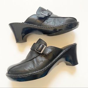 B.O.C Leather Black Slip On Womens Clogs Size 11